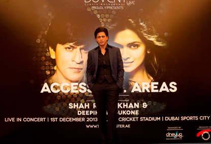 Shahrukh Khan, Deepika, Madhuri, Yo Yo Honey Singh Live in Dubai!