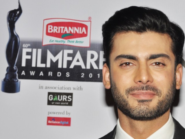 Fawad Khan bags the Best Debut at Filmfare Awards